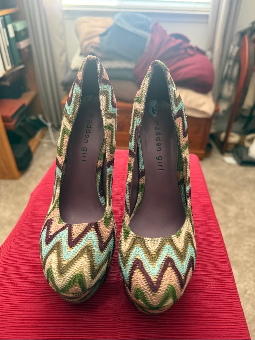 Madden Girl Zigzag Chevron Pumps in Green, Blue & Brown